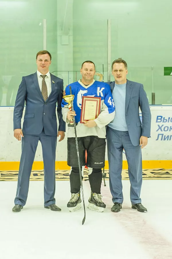 Камазовцы стали победителями хоккейного турнира