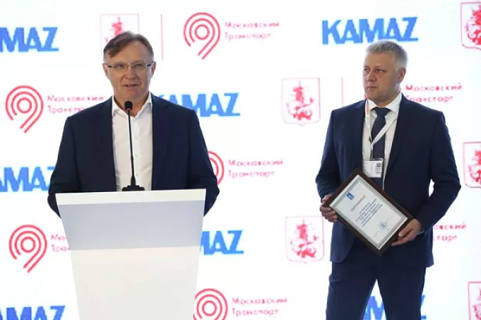 «КАМАЗ» передал Мосгортрансу электробус второго поколения KAMAЗ-6282